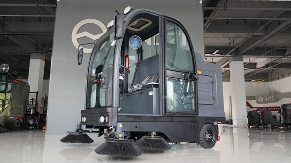 工業車間的掃地機好不好用呢? 工業車間的掃地機好不好用呢?